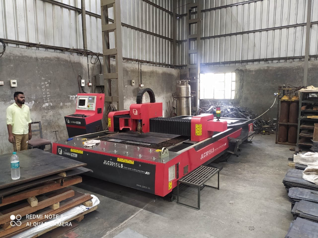 Fiber Laser Cutting Machine